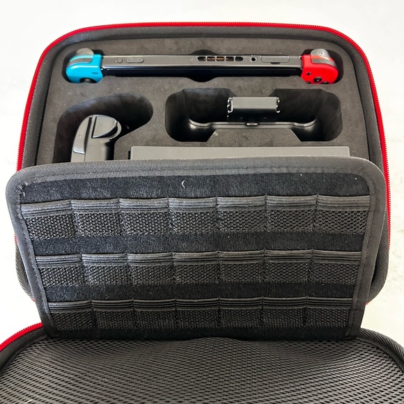 Nintendo Switch - Hardshell Case - Pro-controller - dock - Picture 11 of 13